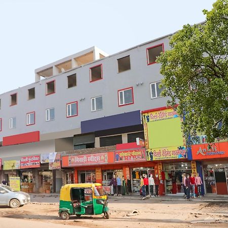Oyo 43024联排别墅 Bhiwadi 外观 照片